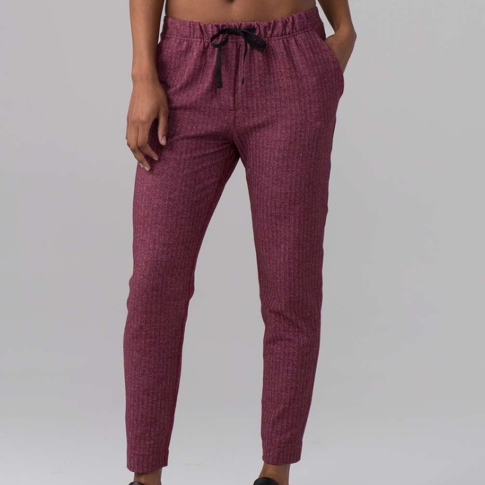 Lululemon Jet Pant Women 10 Bordeaux Drama Herringbone Tapered Jogger